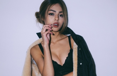 Bỏ túi nhanh những tips biến hóa bản thân thành "hotgirl môi tều" Lily Maymac