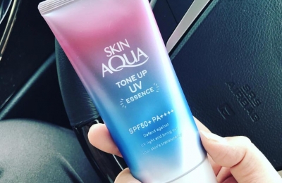 Điều gì tạo nên cơn sốt của kem chống nắng Sunplay Skin Aqua Tone Up UV Essence?