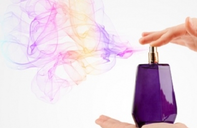 7 mùi nước hoa "dai dẳng" nhất để bạn "tỏa hương" suốt ngày dài