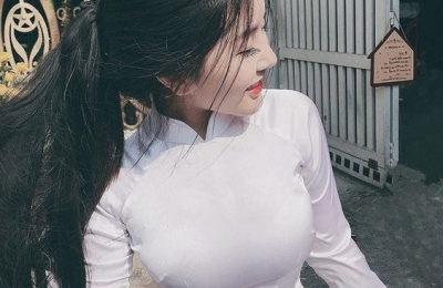 Vật đổi sao dời thế nào thì con gái Việt vẫn luôn thích để 4 kiểu tóc đơn giản, dễ thực hiện khi diện áo dài đi khai giảng